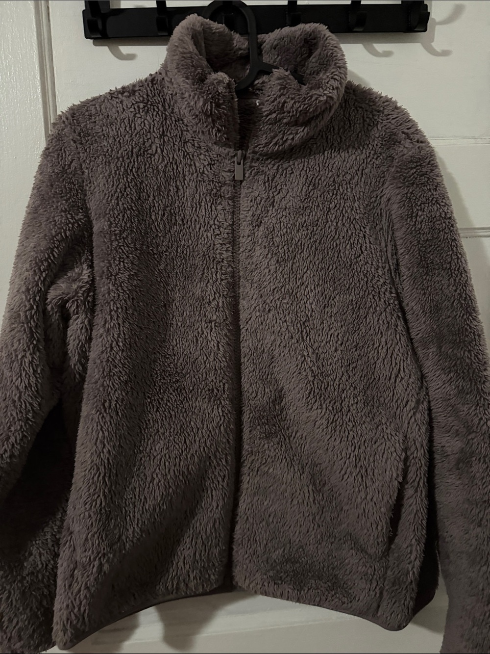 Uniqlo Plush Teddy Jacket in Taupe